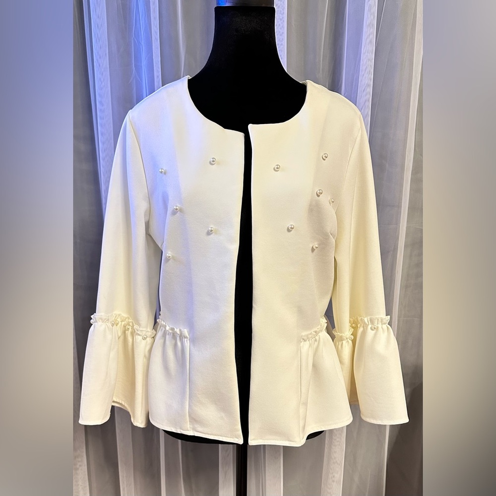 Gorgeous tailored Bolero Jacket with Pearls!